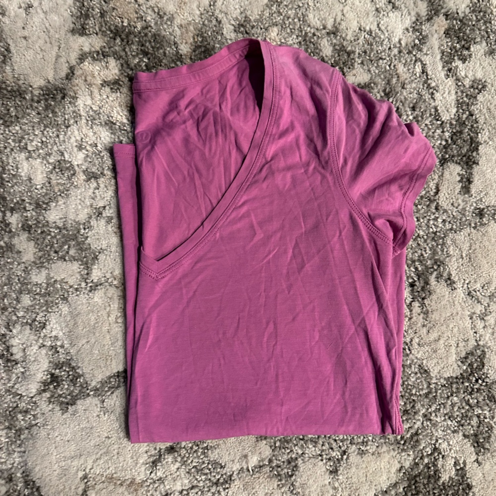 Love tee